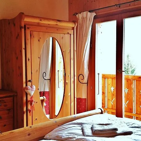 Chalet Ecureuil Noir